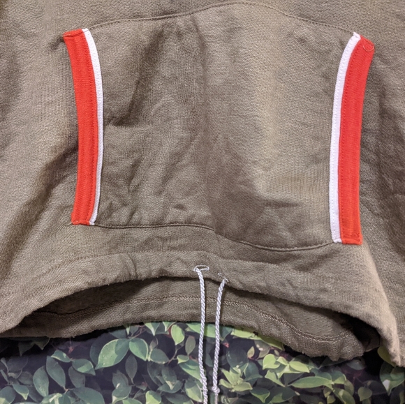 Striped vintage draw string hoodie - Picture 4 of 8